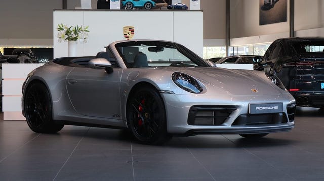 Porsche 911 2023
