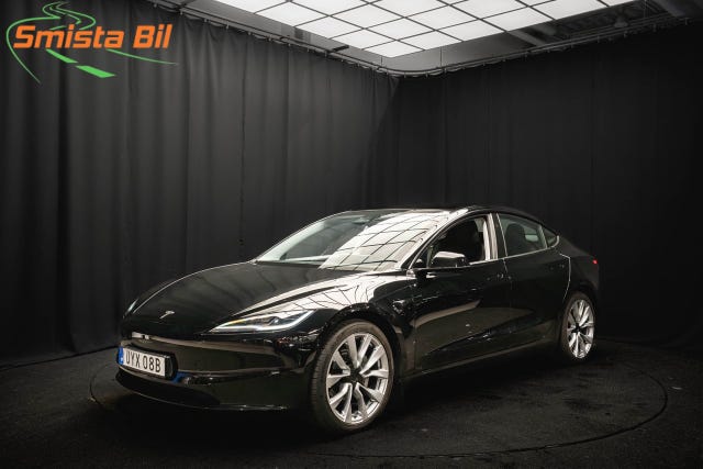 Tesla Model 3 2024