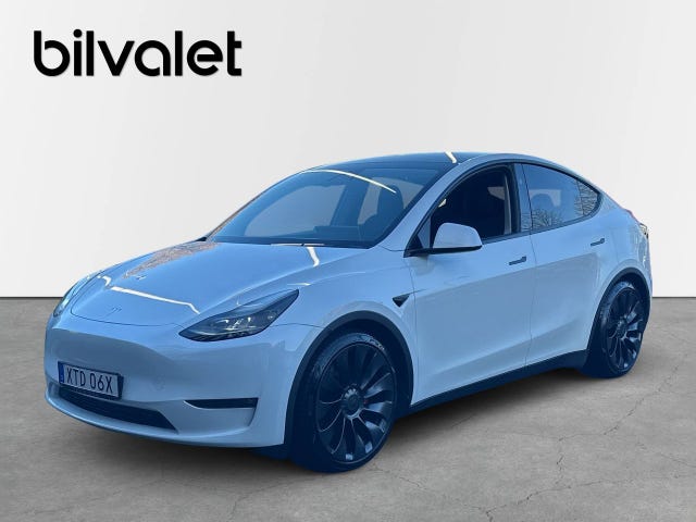 Tesla Model Y 2024