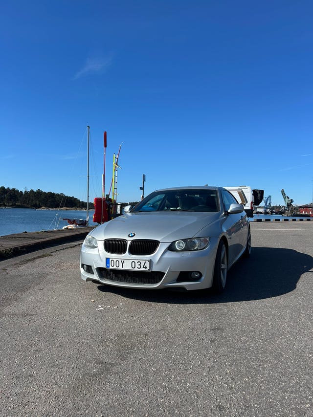 BMW 325i 2010
