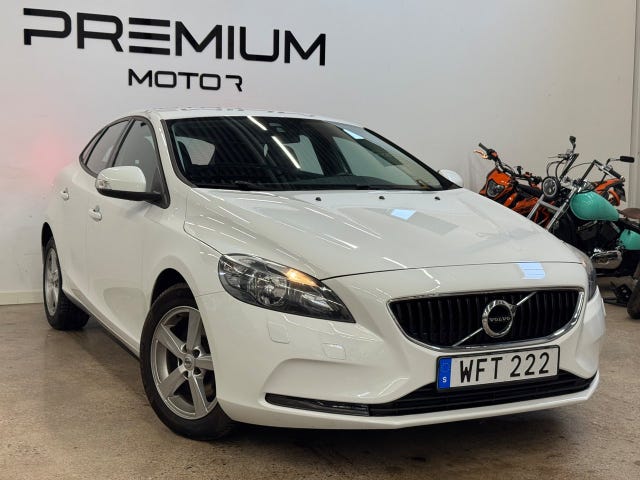 Volvo V40 2017