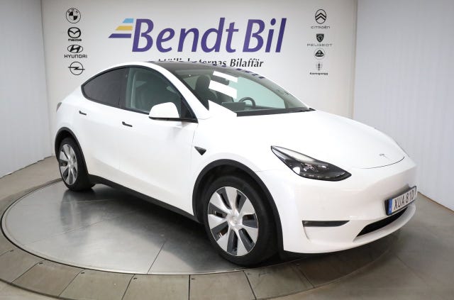 Tesla Model Y 2021