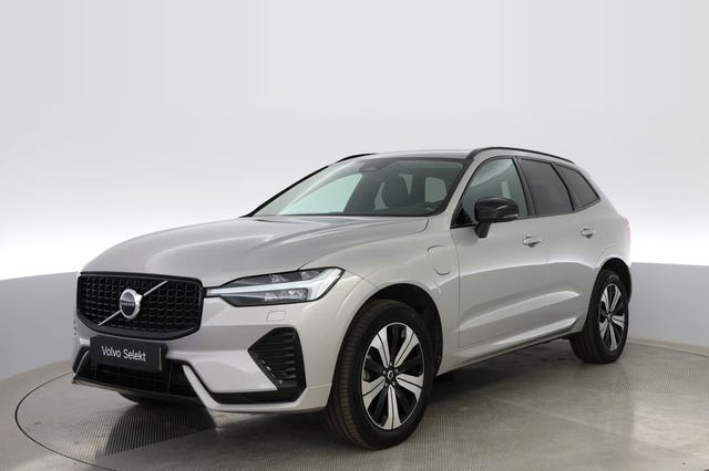 Volvo XC60 2025