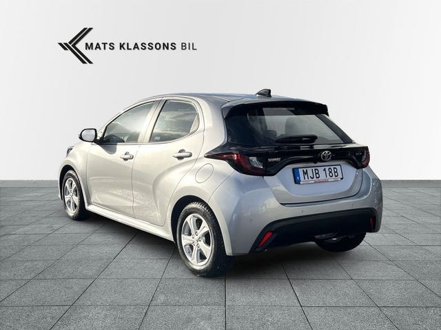 Toyota Yaris 2025 – bild 2