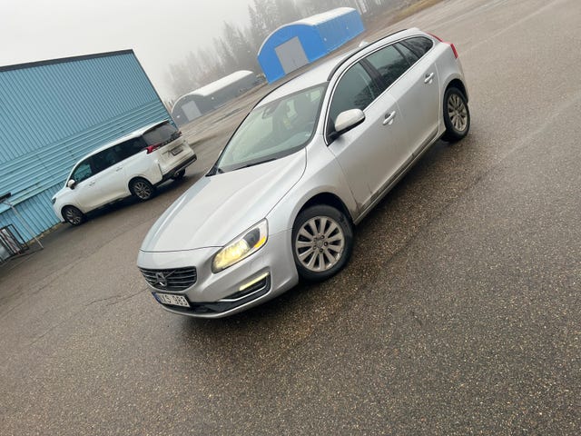 Volvo V60 2014 – bild 2