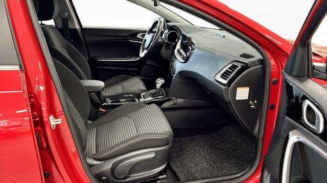 Kia Ceed 2024 – bild 3