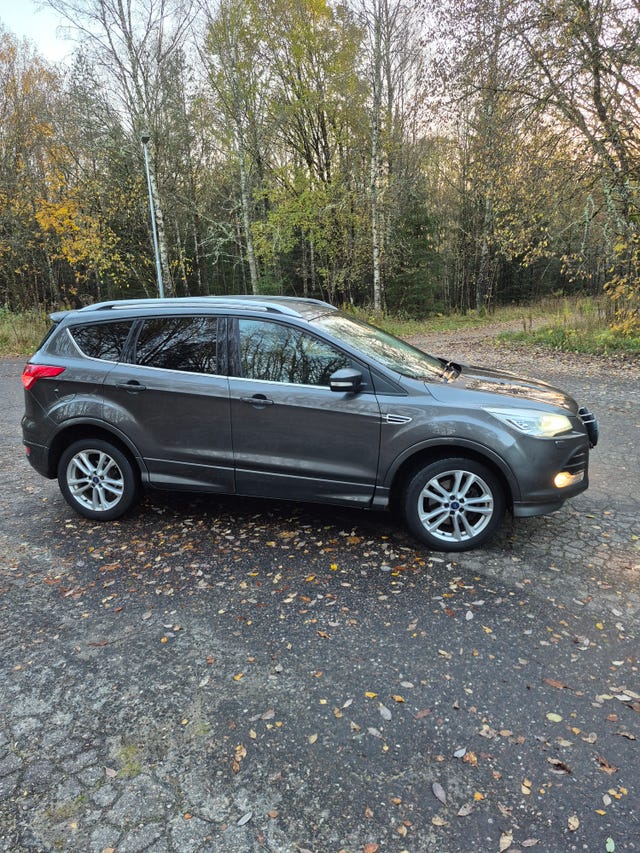 Ford Kuga 2016