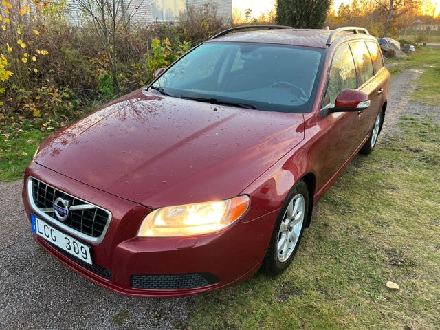 Volvo V70 2011