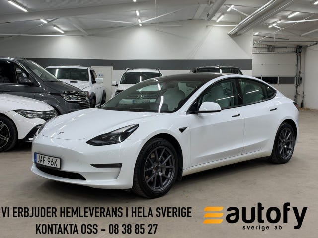 Tesla Model 3 2023