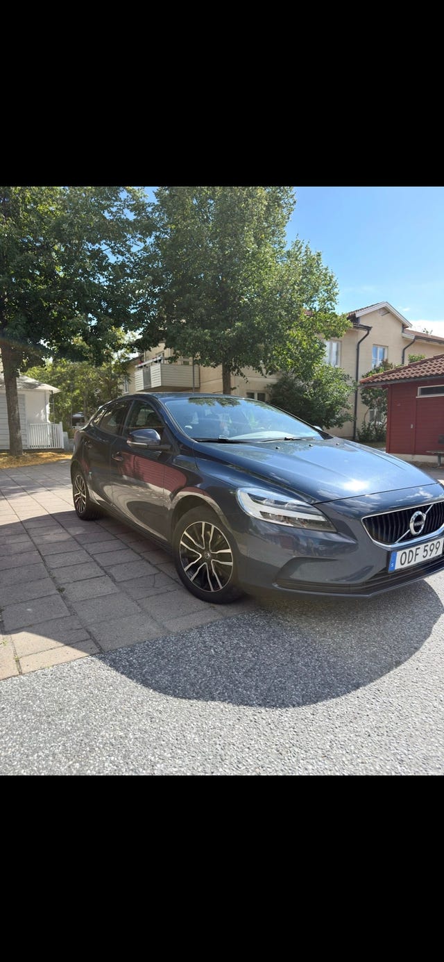 Volvo V40 2017