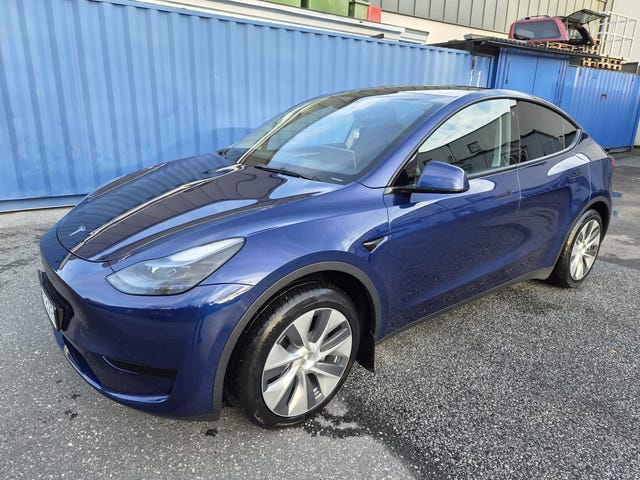 Tesla Model Y 2023
