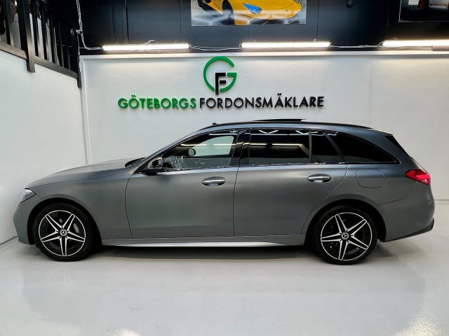 Mercedes-Benz C 300 2023