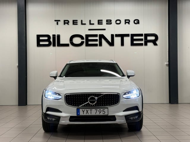 Volvo V90 Cross Country 2018 – bild 4