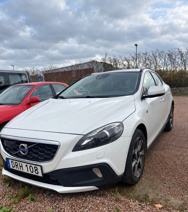 Volvo V40 Cross Country 2015