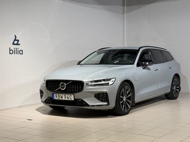 Volvo V60 2025