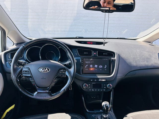 Kia Ceed 2014 – bild 3