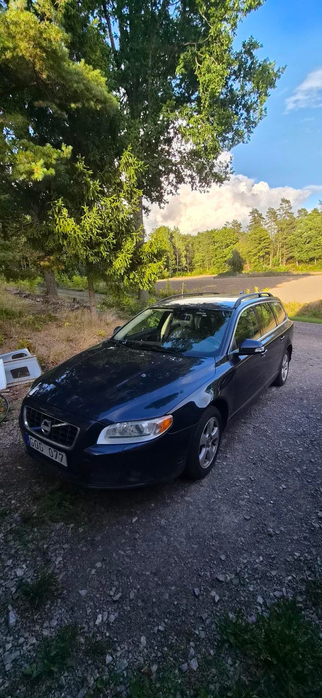 Volvo V70 2010