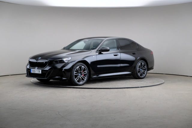 BMW i5 2024