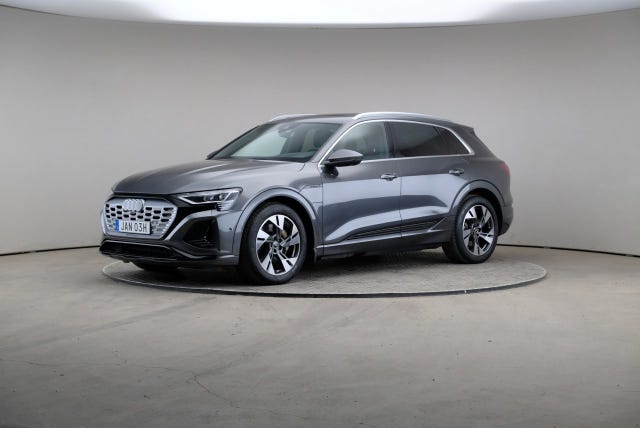 Audi Q8 e-tron 2024