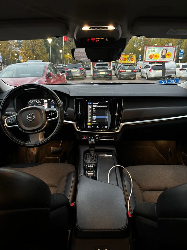Volvo V90 Cross Country 2019 – bild 3