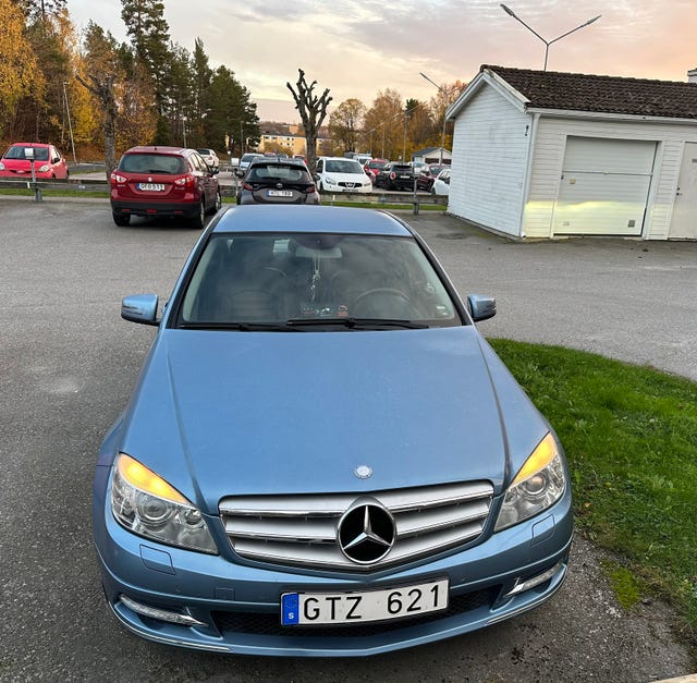 Mercedes-Benz C 180 2011