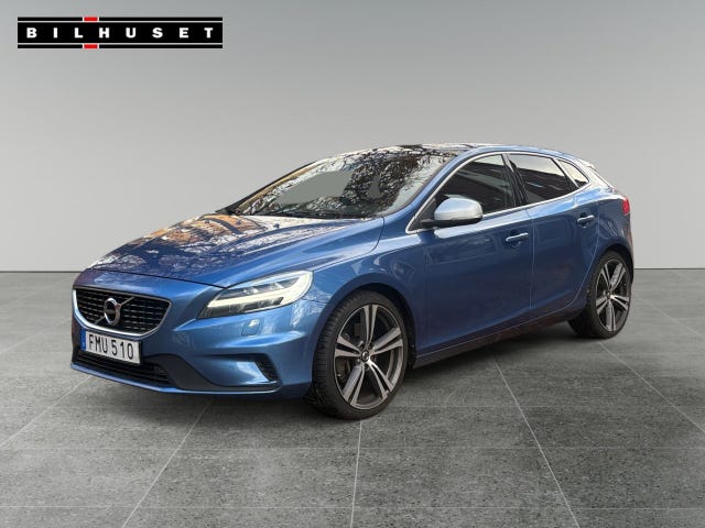 Volvo V40 2019