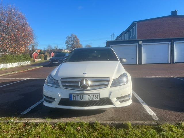 Mercedes-Benz C 220 2012
