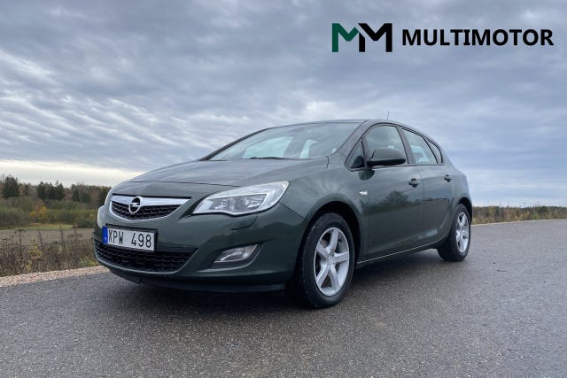 Opel Astra 2011