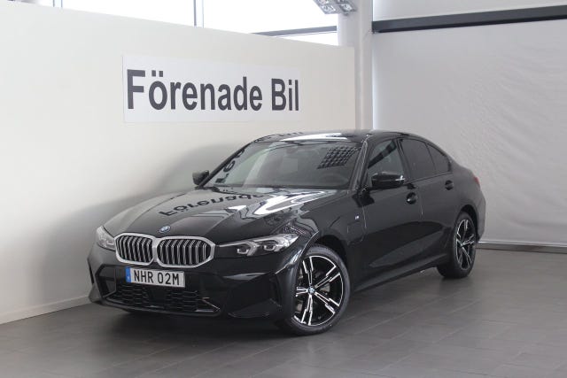 BMW 330e 2025