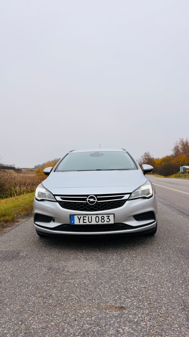 Opel Astra 2016