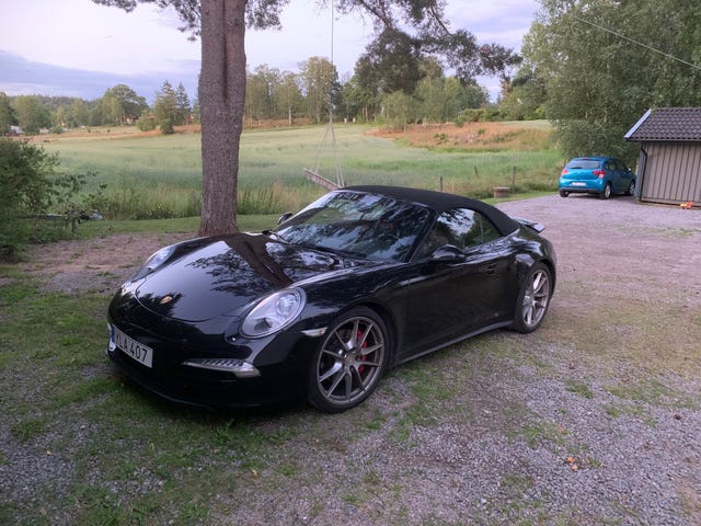 Porsche 911 Carrera 4S 2014