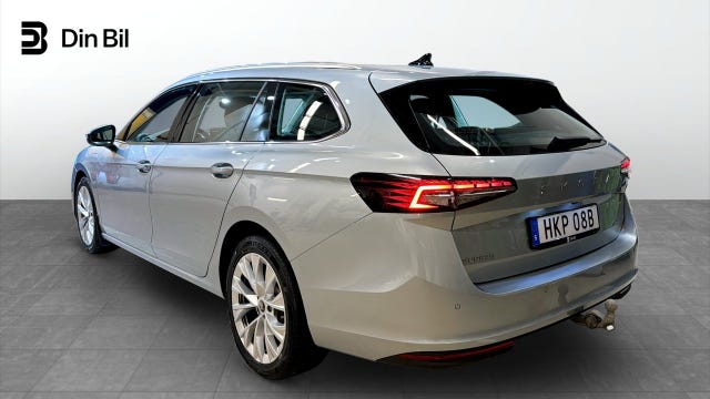 Skoda Superb 2025 – bild 3