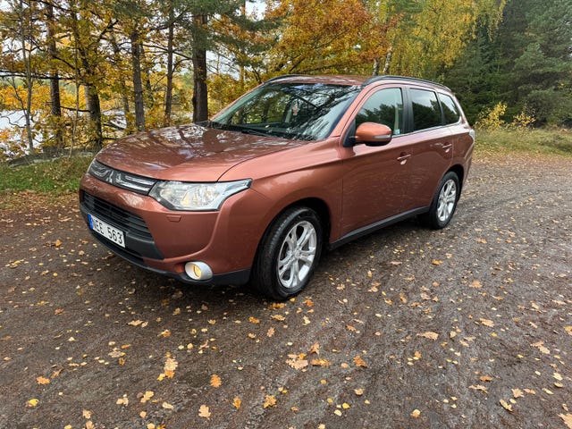 Mitsubishi Outlander 2013