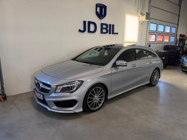 Mercedes-Benz CLA 200 2015