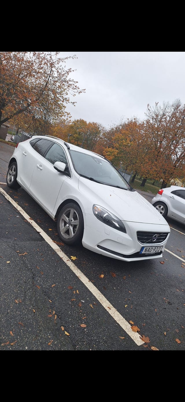 Volvo V40 2015
