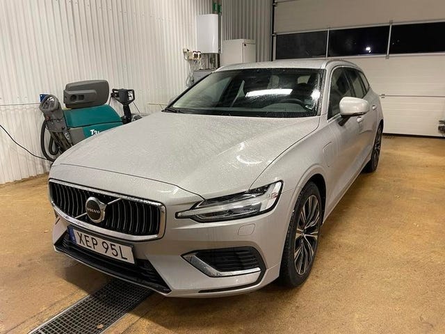 Volvo V60 2024