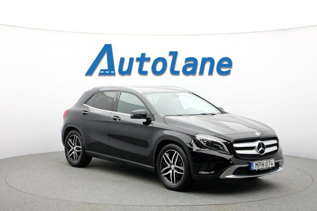 Mercedes-Benz GLA 220 d 2015