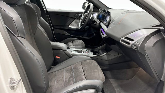 BMW 120 2026 – bild 3