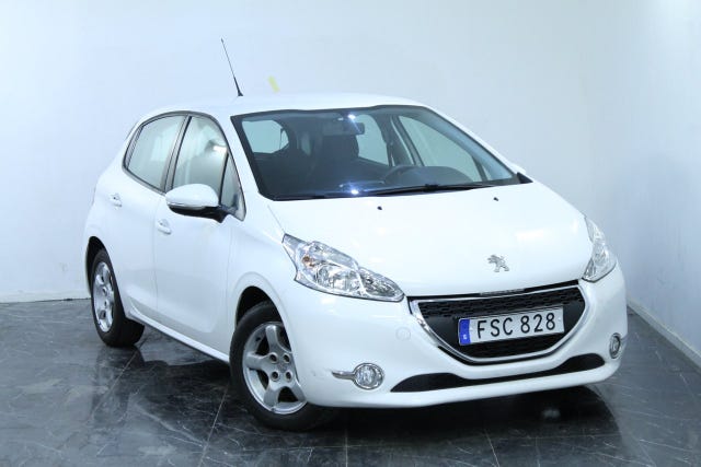 Peugeot 208 2015