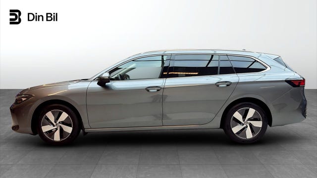 Volkswagen Passat 2025 – bild 2