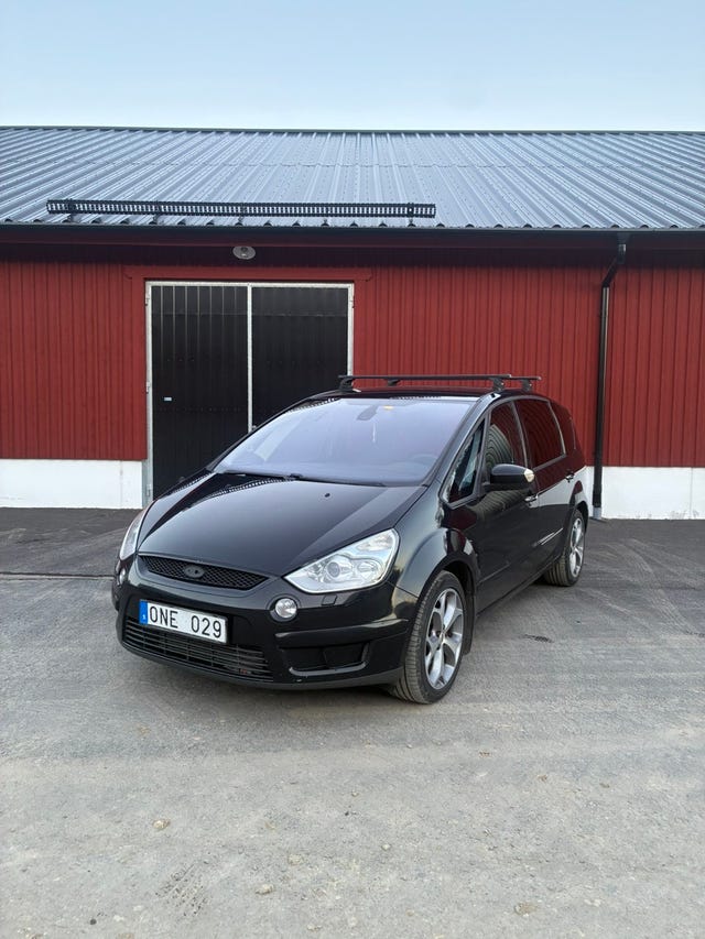 Ford S-MAX 2010