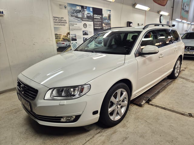 Volvo V70 2016