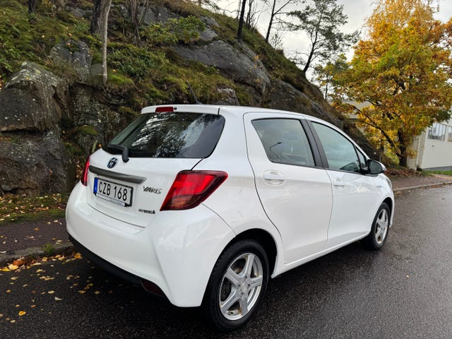 Toyota Yaris 2016