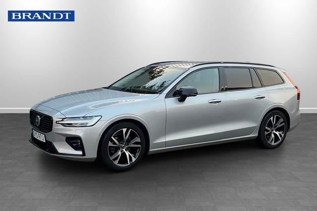 Volvo V60 2024