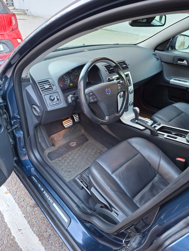 Volvo S40 2012