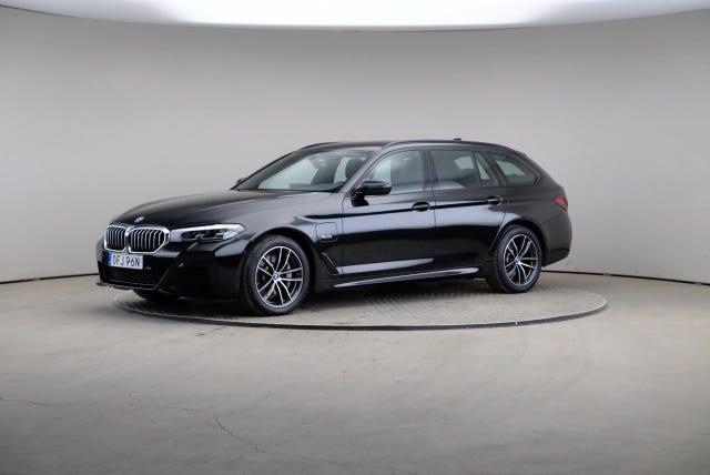 BMW 530e 2023