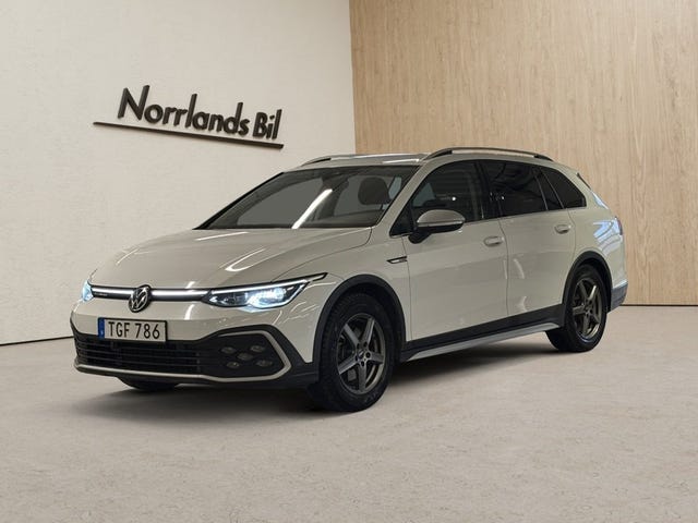 Volkswagen Golf I 2023