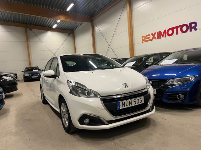 Peugeot 208 2015