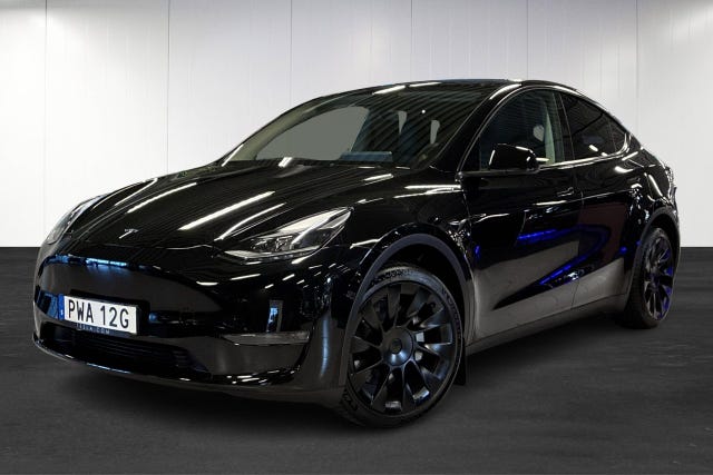 Tesla Model Y 2023