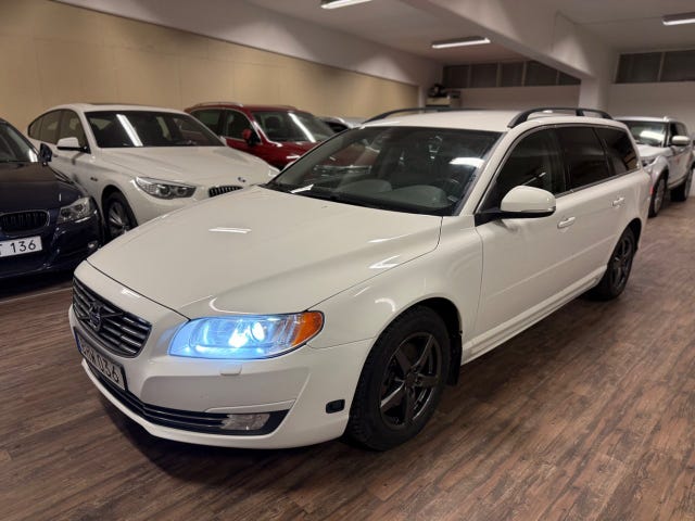 Volvo V70 2014
